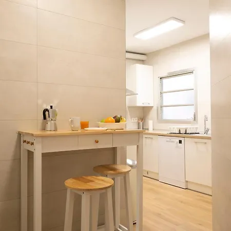 Long Term Gran Via Apartment
