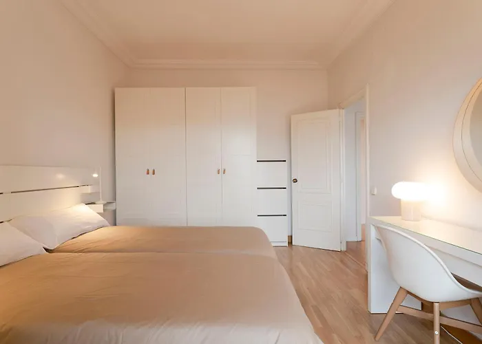 Long Term Gran Via Apartamento *