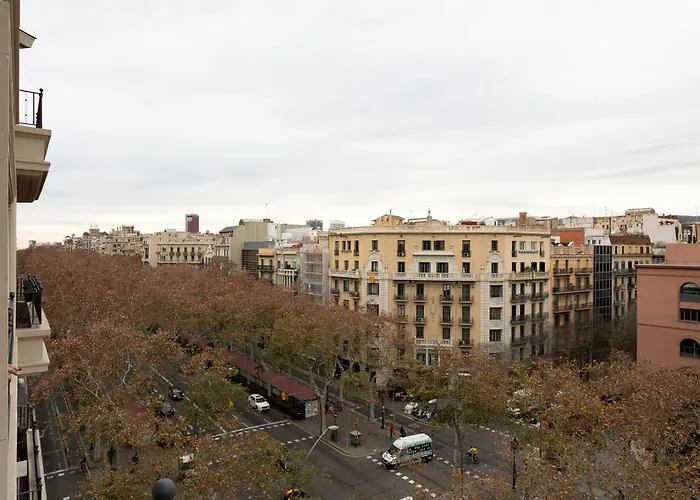 Long Term Gran Via * برشلونة
